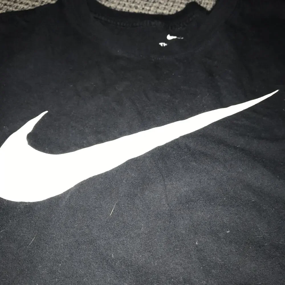 Nike Adult‎ Large Black Tee With Swoosh Logo